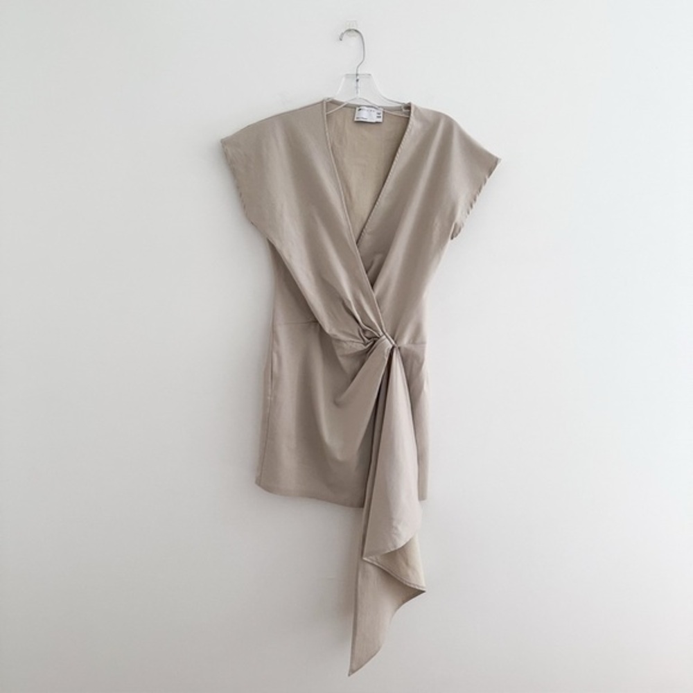 ASOS Design Wrap Mini Dress Beige Stone Cap Sleeve Tie Front Size US 6